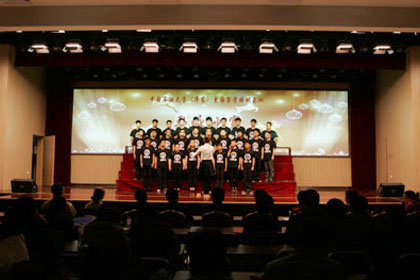 出国留学培训基地2015歌咏比赛精彩上演